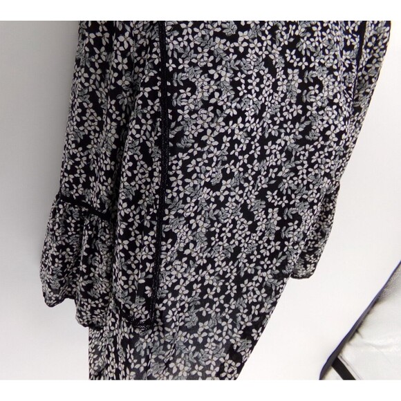 Who What Wear Womens Size S Sleeve Blouse Black Floral - Picture 4 of 9